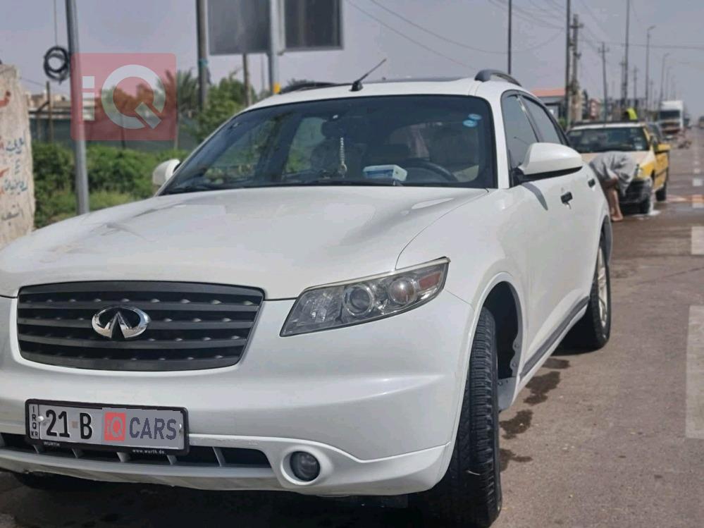 ئینفینیتی FX